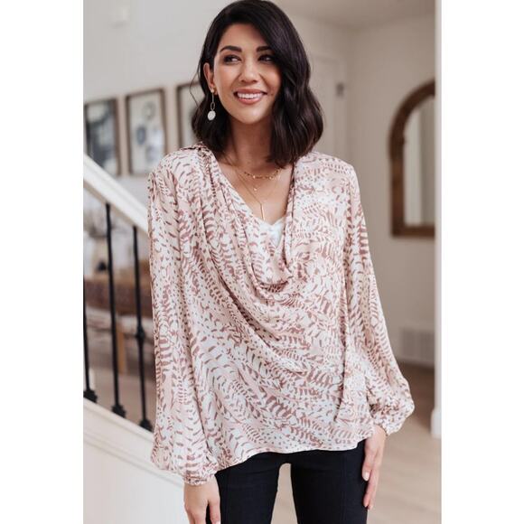 NWT Andree by Unit Cowl Neck Bishop Sleeve Size Medium - Picture 3 of 3